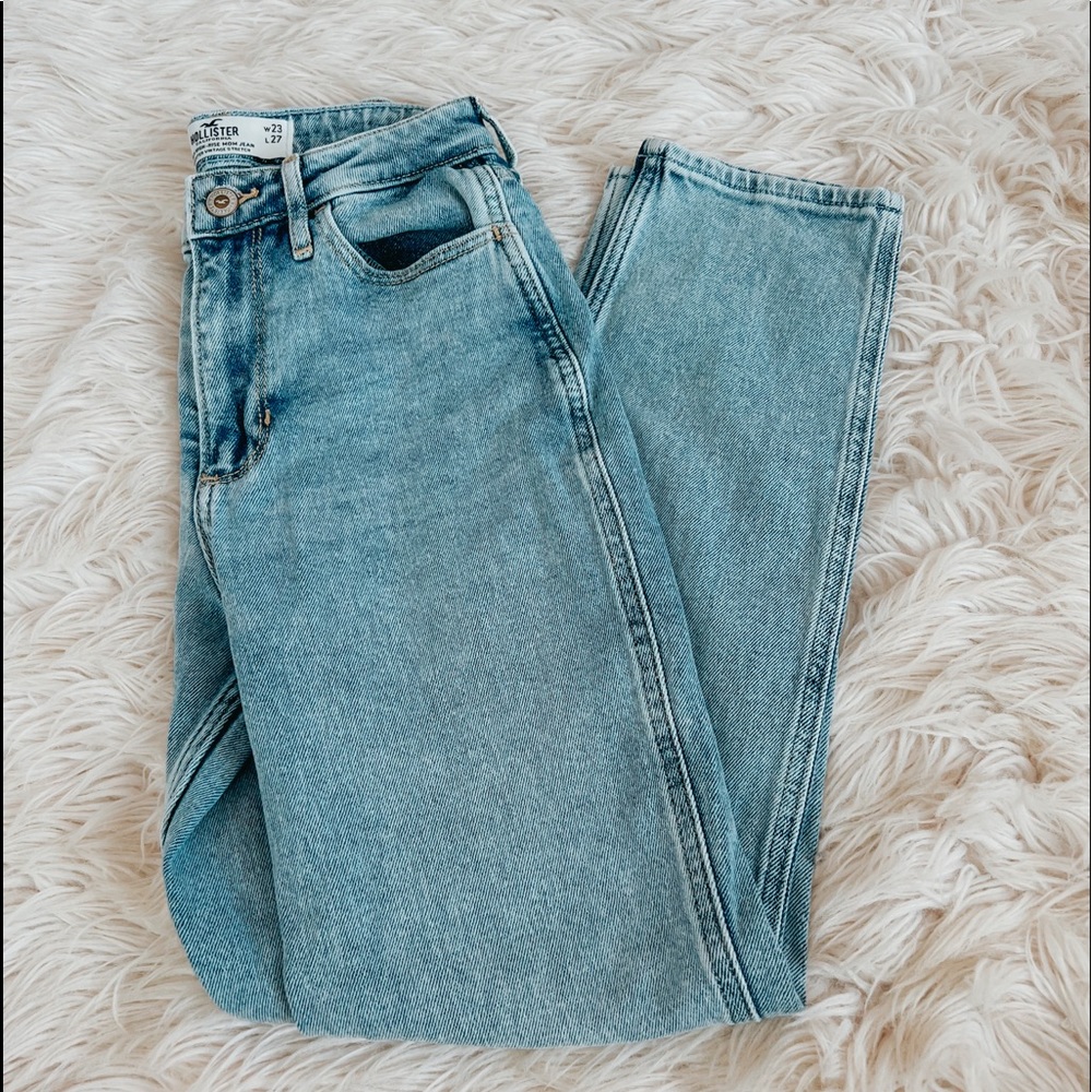 Hollister Mom Jeans
